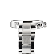 t1166171104701